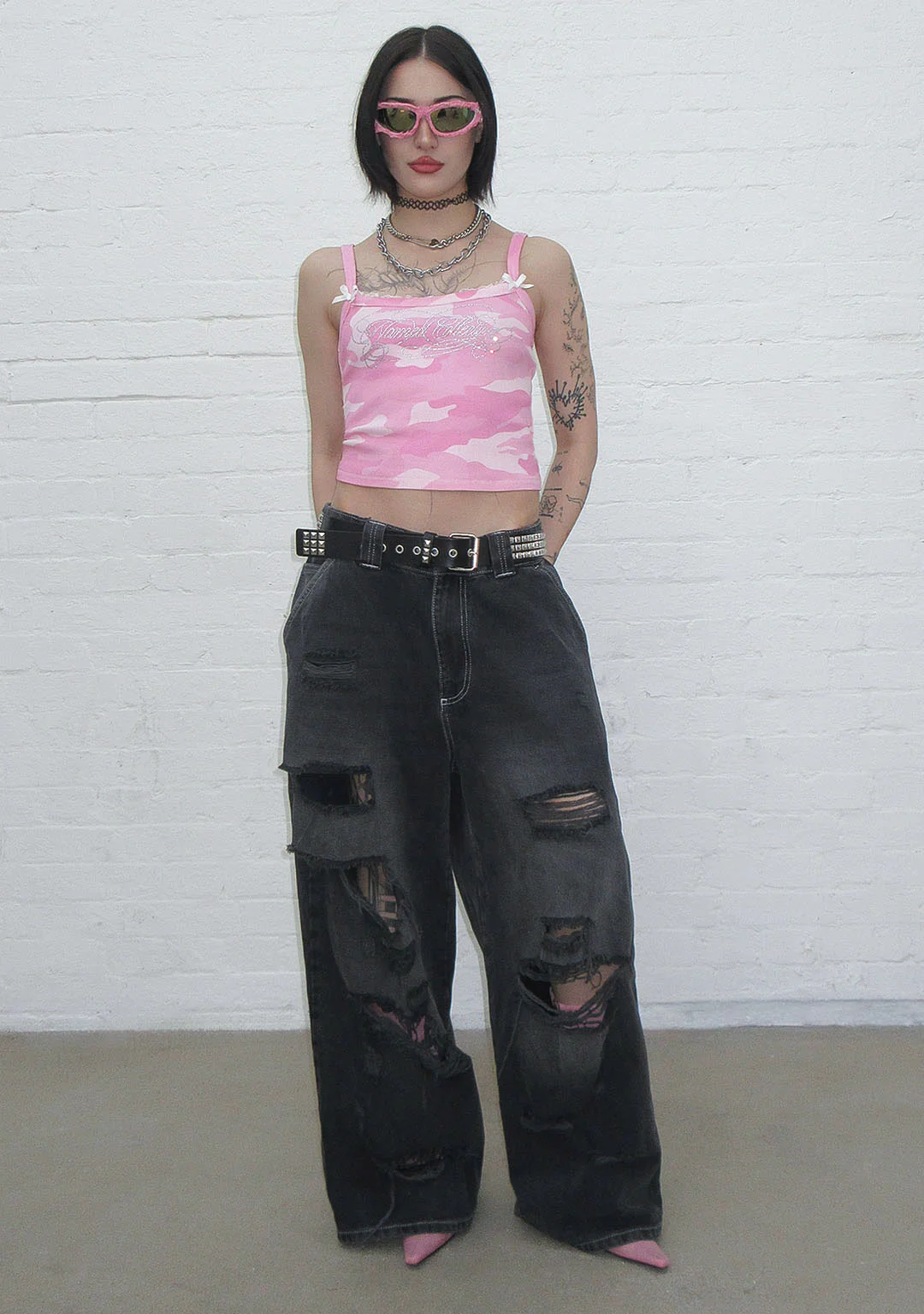 HUSH MESH BACK FITTED CAMI TOP PINK CAMO - Image 3