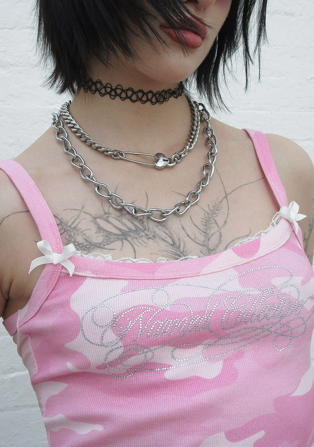 HUSH MESH BACK FITTED CAMI TOP PINK CAMO - Image 4